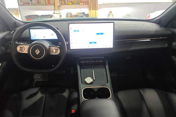Used Baojun Yunhai 2024 600km Pure Electric Version Center Console