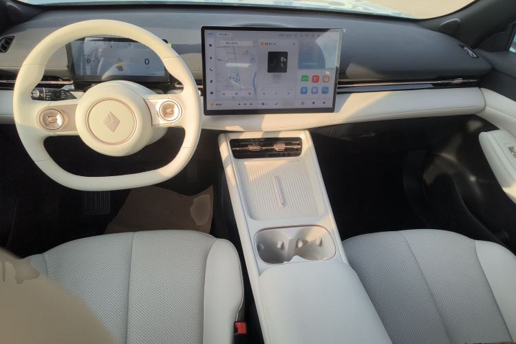 Used Baojun Yunhai 2024 600km Pure Electric Version Center Console