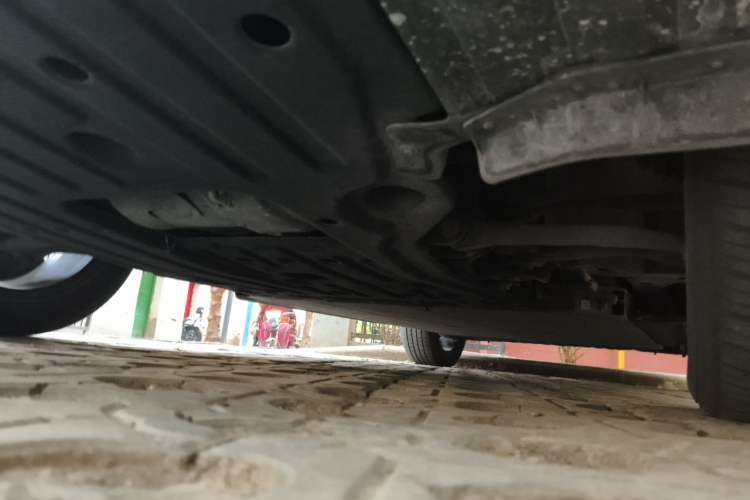 Used Baojun Yunhai 2024 500km Pure Electric Version Chassis Front Left
