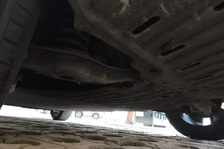 Used Baojun Yunhai 2024 500km Pure Electric Version Chassis Rear Left