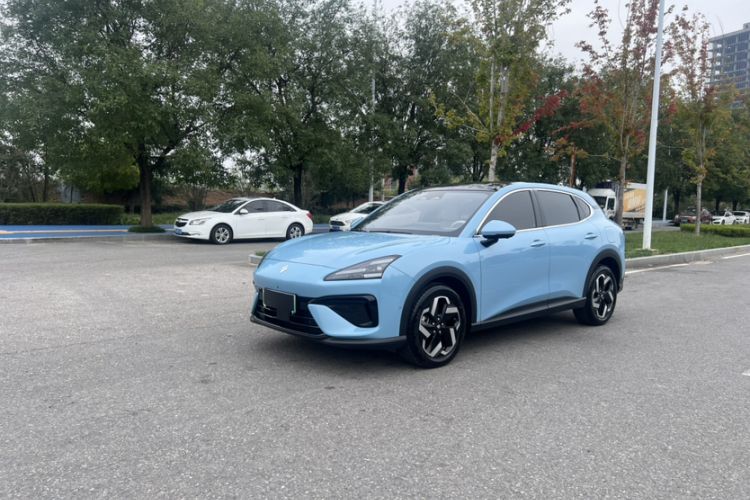 Baojun Yunhai 2024 140km Plug-in Hybrid Version