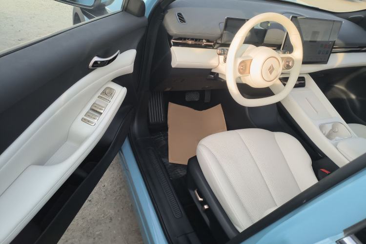 Used Baojun Yunhai 2024 600km Pure Electric Version Driver Seat