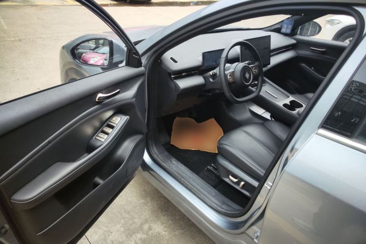 Used Baojun Yunhai 2024 140km Plug-in Hybrid Version Driver Seat