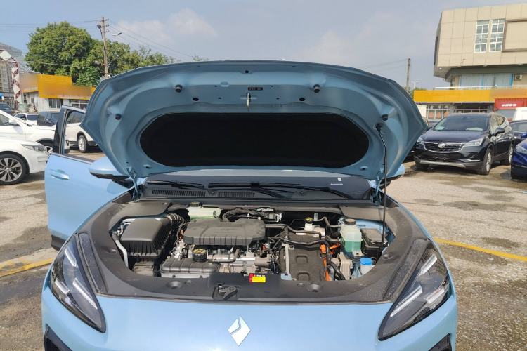 Used Baojun Yunhai 2024 140km Plug-in Hybrid Version Engine Bay