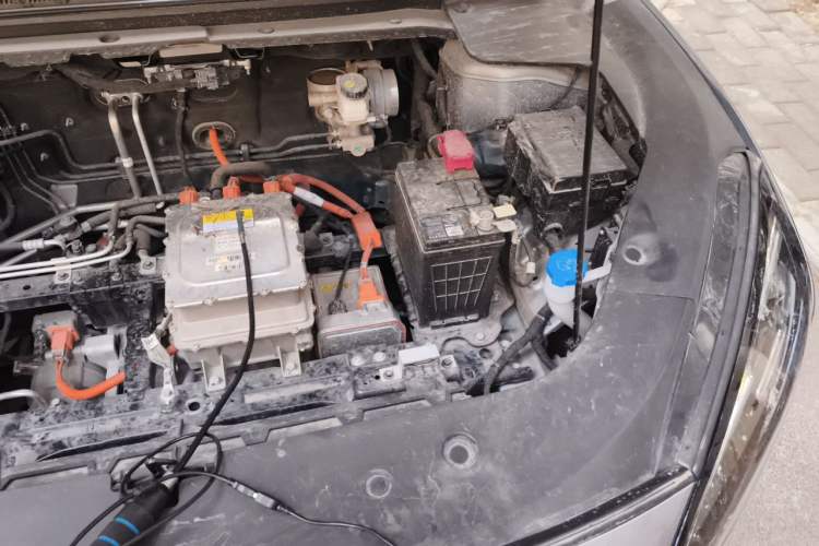 Used Baojun Yunhai 2024 500km Pure Electric Version Engine Bay Left