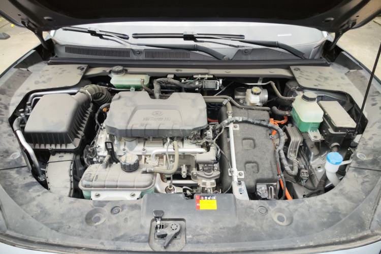 Used Baojun Yunhai 2024 140km Plug-in Hybrid Version Engine Bay