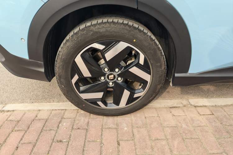 Used Baojun Yunhai 2024 600km Pure Electric Version Exterior 5