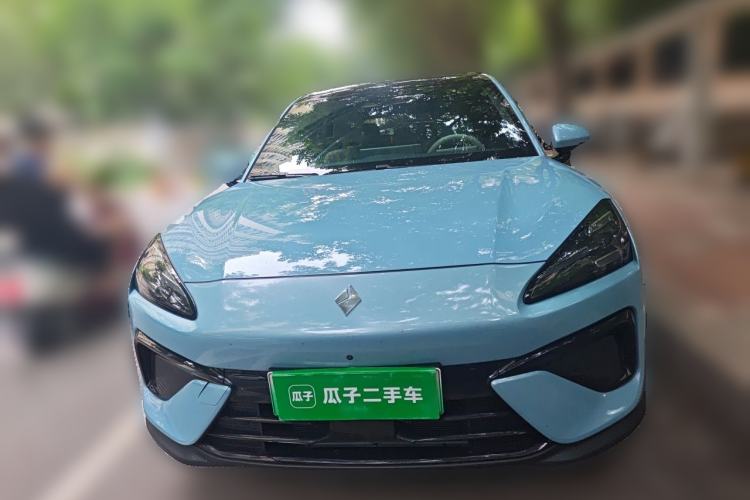 Used Baojun Yunhai 2024 140km Plug-in Hybrid Version Front