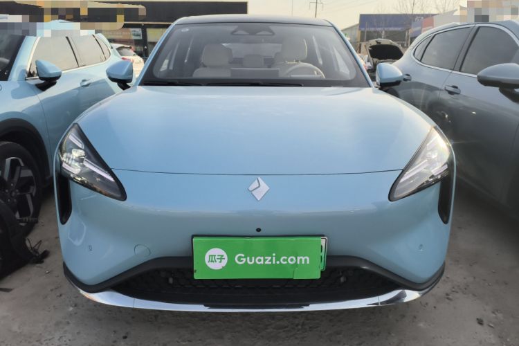 Used Baojun Yunhai 2024 600km Pure Electric Version Front