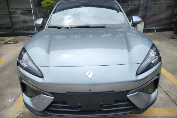 Used Baojun Yunhai 2024 140km Plug-in Hybrid Version Front