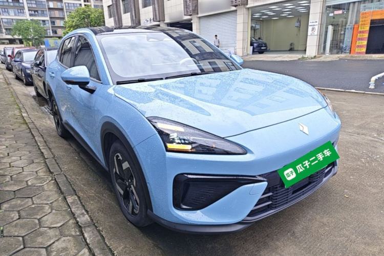 Used Baojun Yunhai 2024 140km Plug-in Hybrid Version Front Right 45 Deg