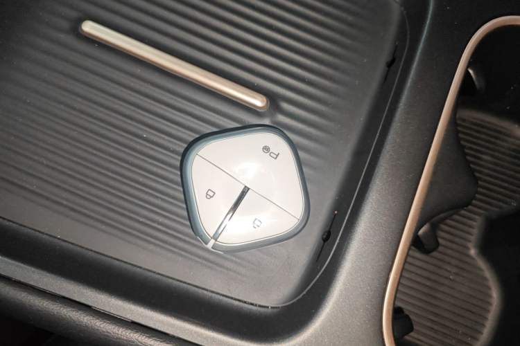 Used Baojun Yunhai 2024 600km Pure Electric Version Interior 1