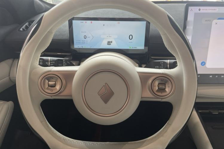 Used Baojun Yunhai 2024 600km Pure Electric Version Interior 1