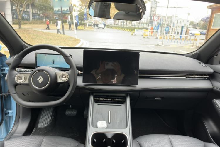 Used Baojun Yunhai 2024 600km Pure Electric Version Interior 2