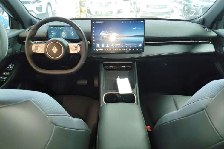 Used Baojun Yunhai 2024 600km Pure Electric Version Interior 2