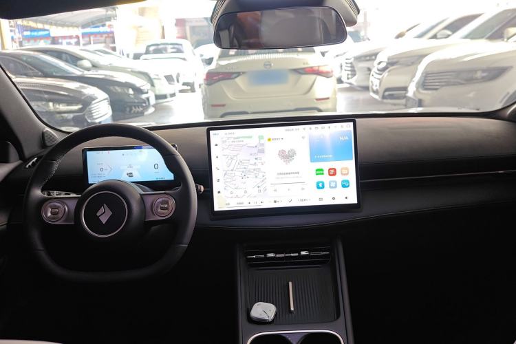 Used Baojun Yunhai 2024 600km Pure Electric Version Interior 2