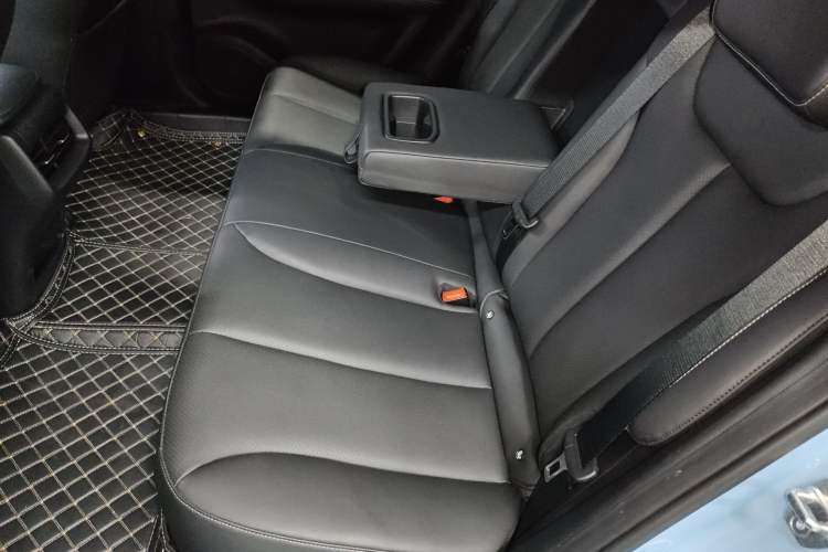 Used Baojun Yunhai 2024 600km Pure Electric Version Interior 3