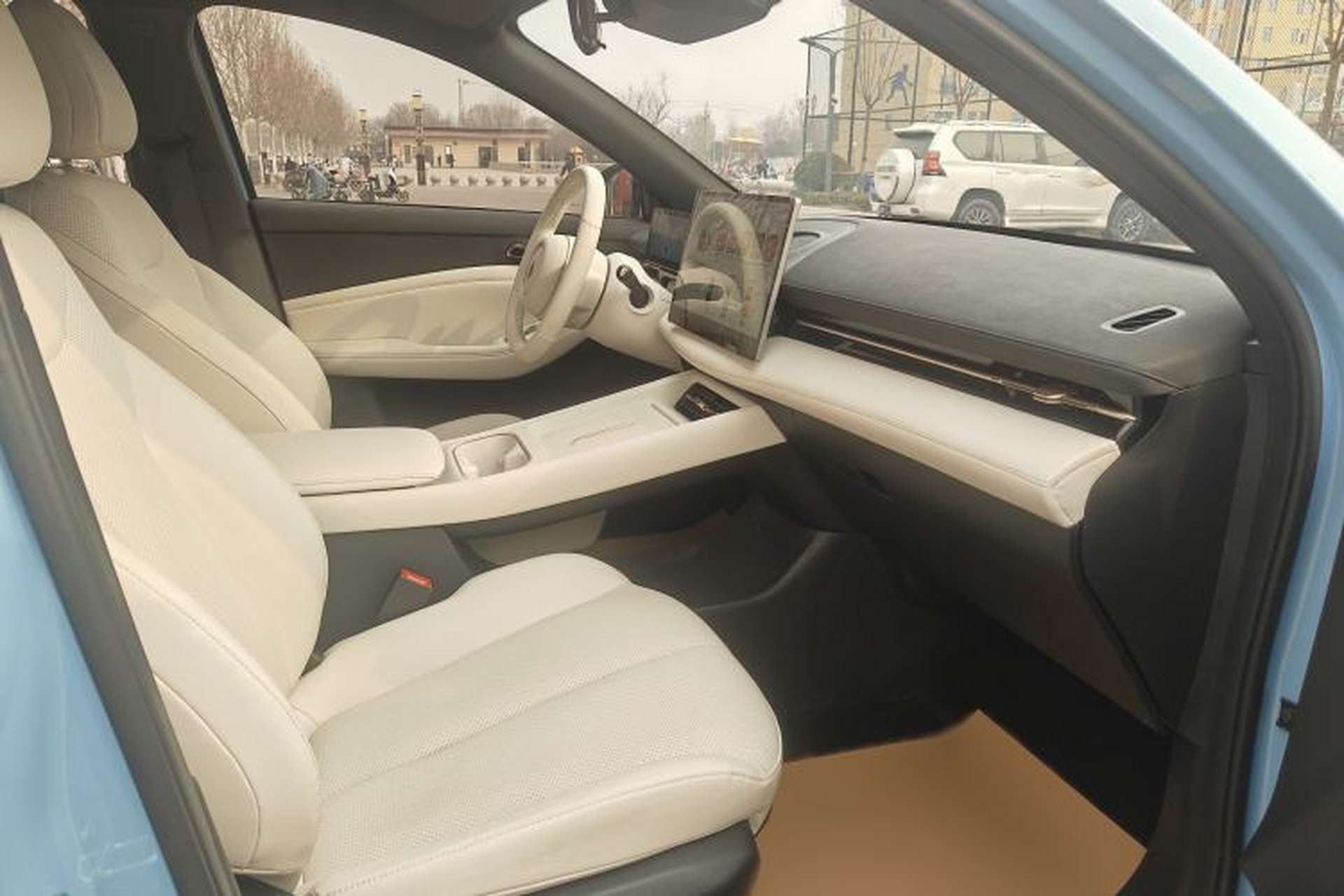 Used Baojun Yunhai 2024 600km Pure Electric Version Interior 3
