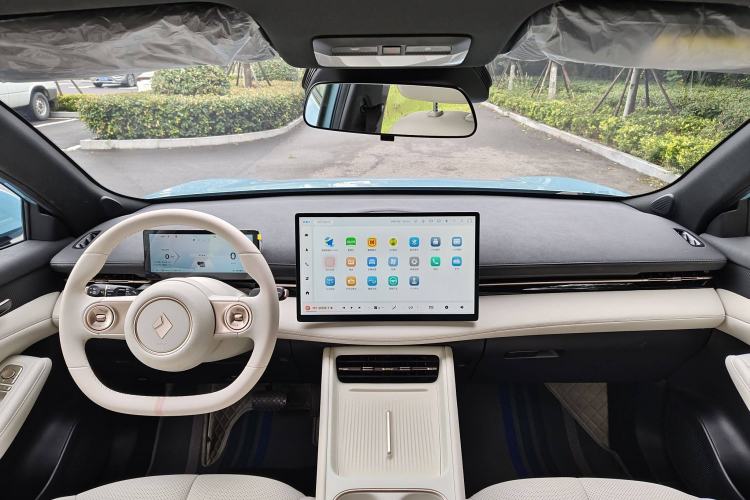 Used Baojun Yunhai 2024 600km Pure Electric Version Interior 4