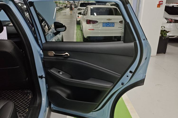Used Baojun Yunhai 2024 600km Pure Electric Version Interior 5