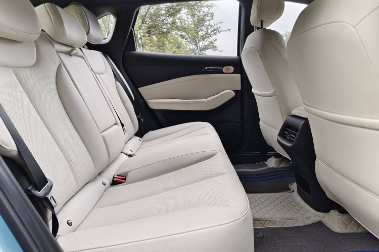 Used Baojun Yunhai 2024 600km Pure Electric Version Interior 7