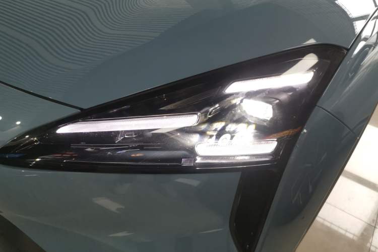 Used Baojun Yunhai 2024 600km Pure Electric Version Left Front Headlight