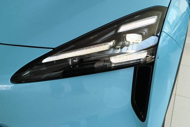 Used Baojun Yunhai 2024 500km Pure Electric Version Left Front Headlight