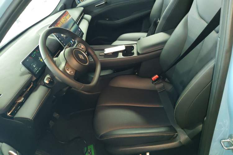 Used Baojun Yunhai 2024 600km Pure Electric Version Left Front Seat