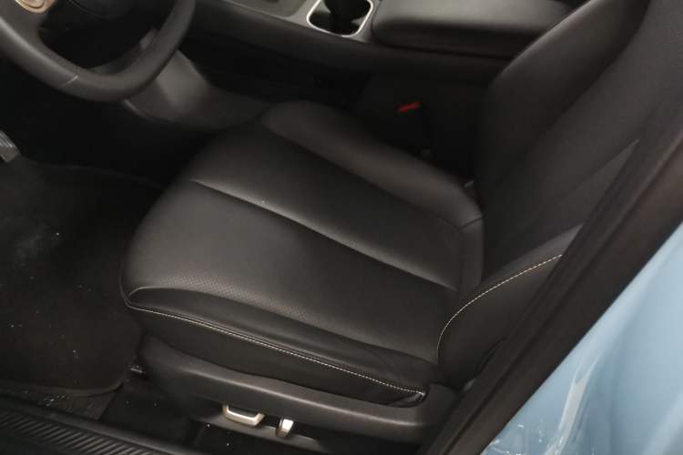 Used Baojun Yunhai 2024 600km Pure Electric Version Left Front Seat