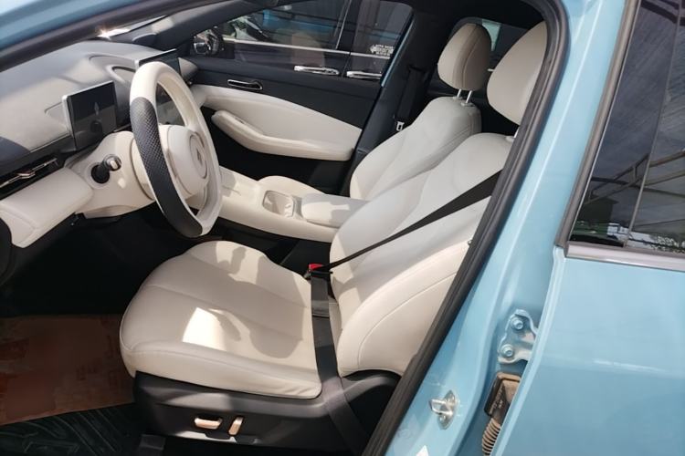Used Baojun Yunhai 2024 600km Pure Electric Version Left Front Seat