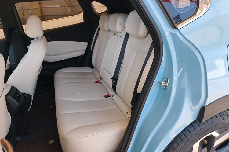 Used Baojun Yunhai 2024 600km Pure Electric Version Left Rear Seat