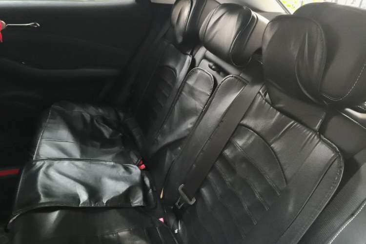 Used Baojun Yunhai 2024 500km Pure Electric Version Left Rear Seat