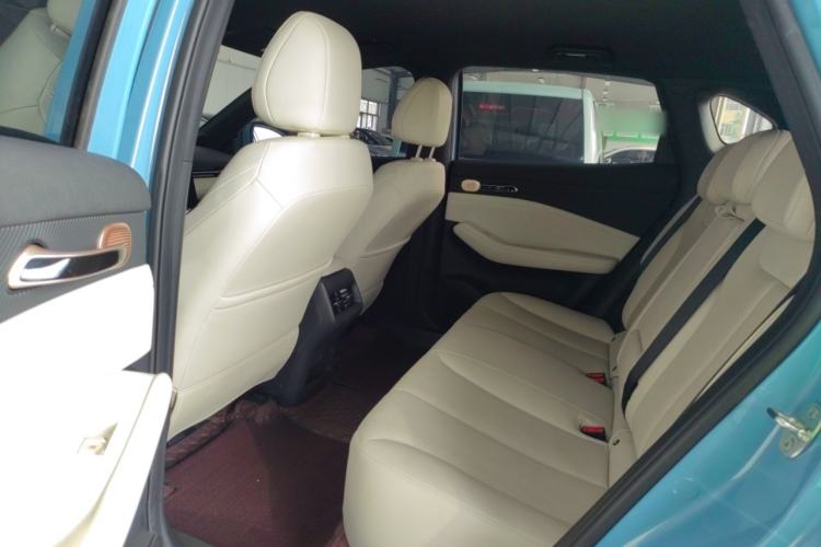 Used Baojun Yunhai 2024 140km Plug-in Hybrid Version Left Rear Seat