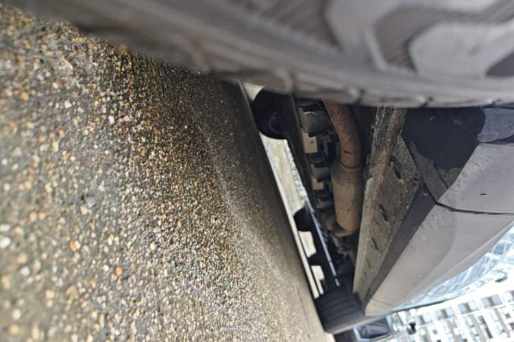 Used Baojun Yunhai 2024 140km Plug-in Hybrid Version Left Side Sill