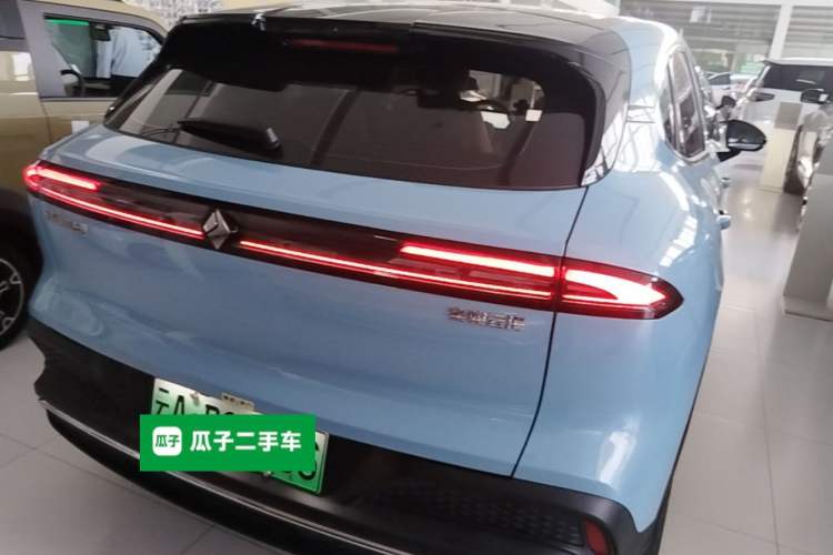 Used Baojun Yunhai 2024 600km Pure Electric Version Rear