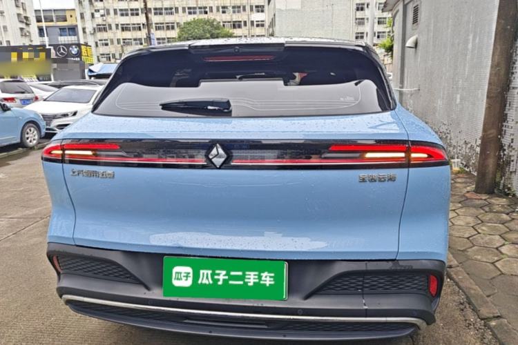 Used Baojun Yunhai 2024 140km Plug-in Hybrid Version Rear