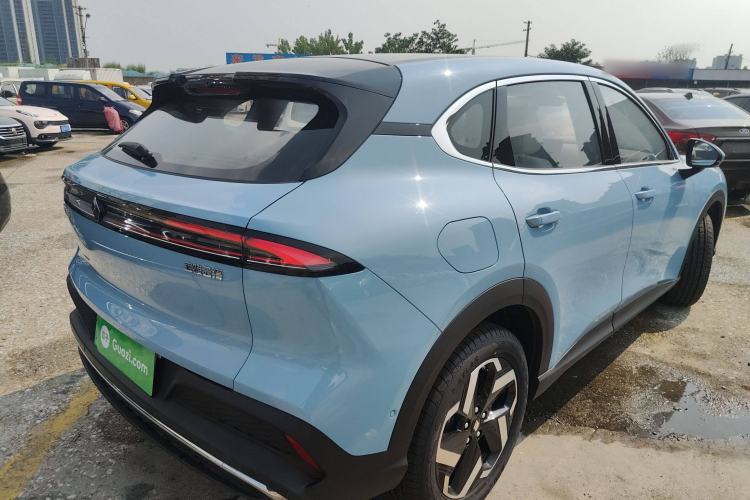Used Baojun Yunhai 2024 140km Plug-in Hybrid Version Rear Right 45 Deg