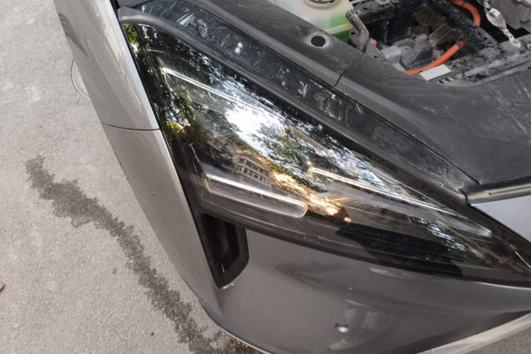 Used Baojun Yunhai 2024 500km Pure Electric Version Right Front Headlight