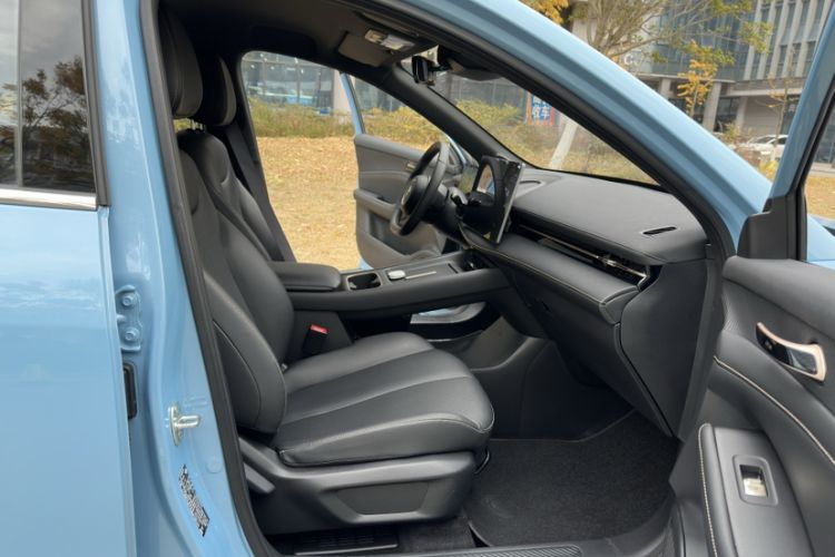 Used Baojun Yunhai 2024 600km Pure Electric Version Right Front Seat
