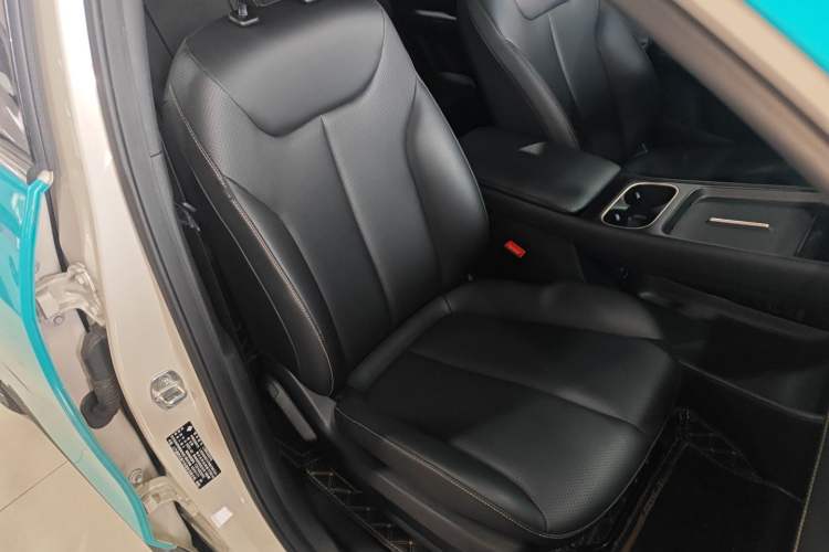Used Baojun Yunhai 2024 600km Pure Electric Version Right Front Seat