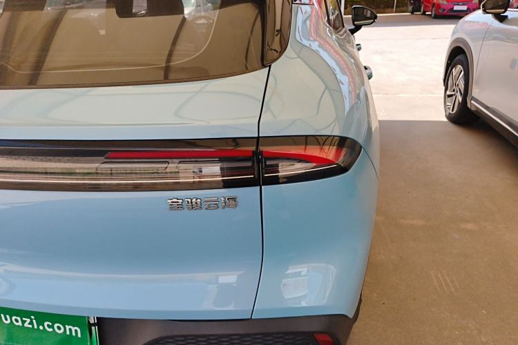 Used Baojun Yunhai 2024 600km Pure Electric Version Right Rear Taillight