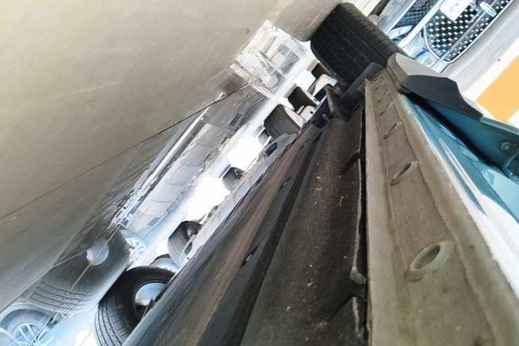 Used Baojun Yunhai 2024 500km Pure Electric Version Right Side Sill