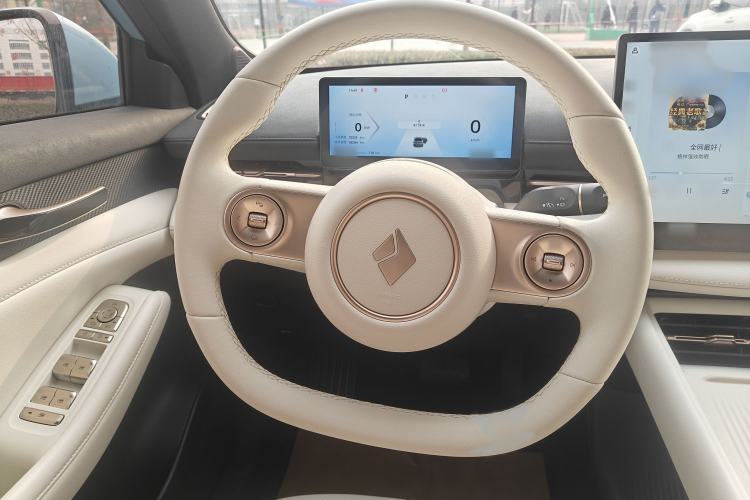 Used Baojun Yunhai 2024 600km Pure Electric Version Steering Wheel