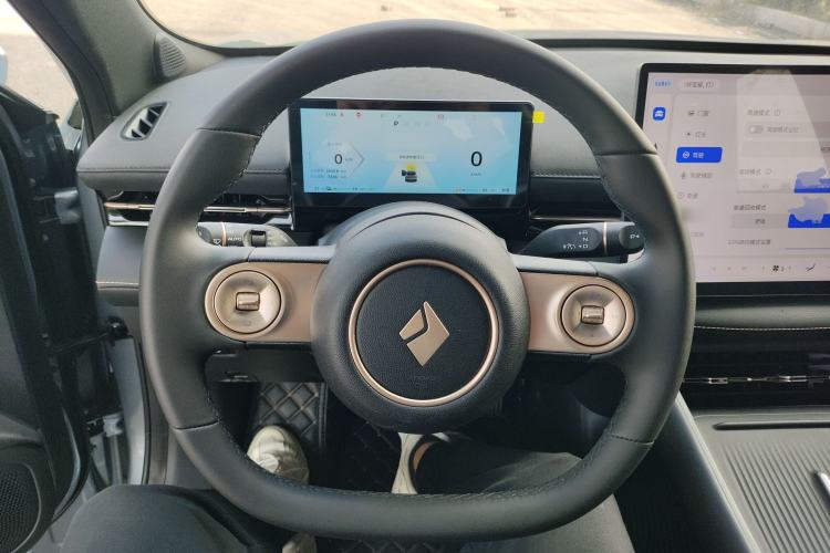 Used Baojun Yunhai 2024 140km Plug-in Hybrid Version Steering Wheel