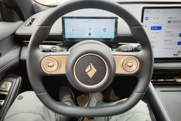 Used Baojun Yunhai 2024 140km Plug-in Hybrid Version Steering Wheel