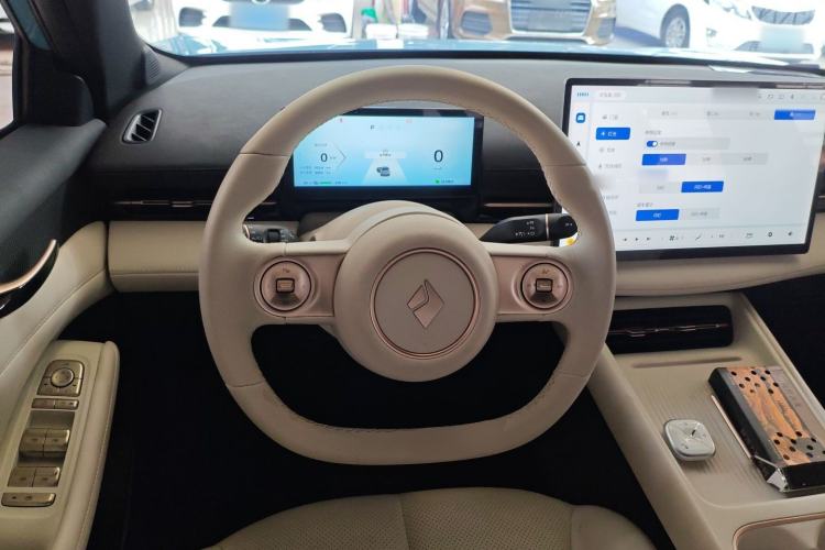 Used Baojun Yunhai 2024 600km Pure Electric Version Steering Wheel