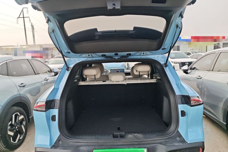 Used Baojun Yunhai 2024 600km Pure Electric Version Trunk