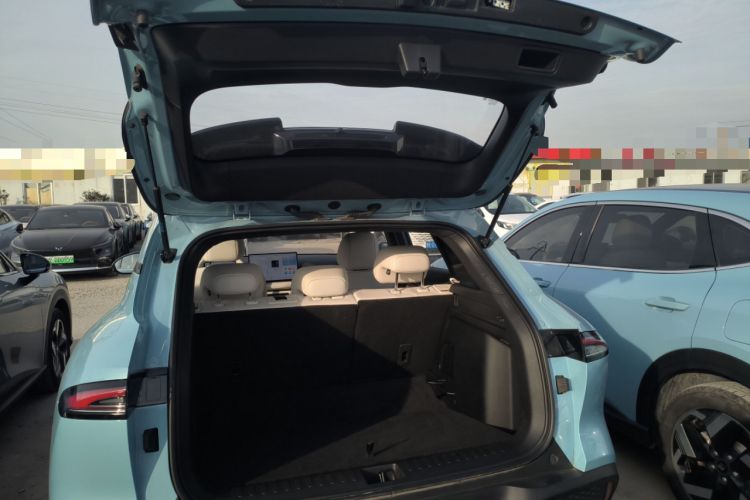 Used Baojun Yunhai 2024 600km Pure Electric Version Trunk