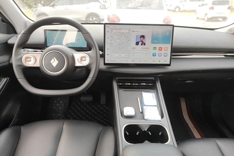 Used Baojun Yunhai 2024 600km Pure Electric Version Center Console