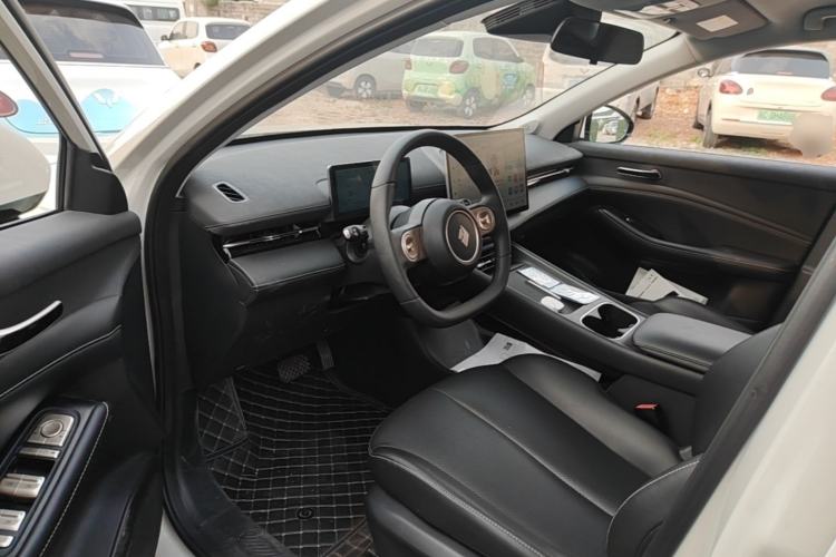 Used Baojun Yunhai 2024 600km Pure Electric Version Left Front Seat